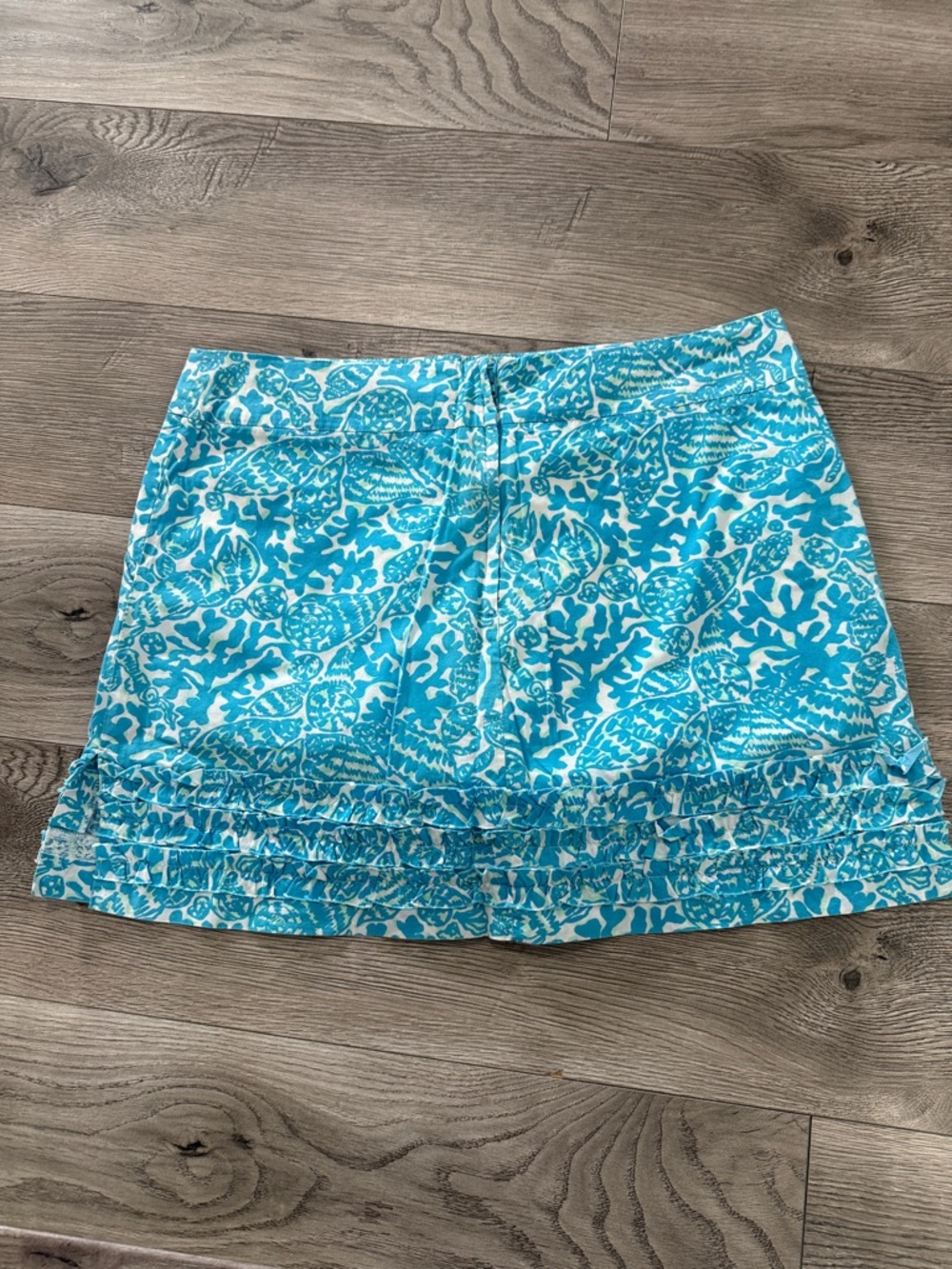 Lilly Pulitzer Ruffle Skort Size 6 - Picture 3 of 5